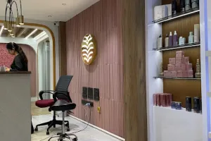 Luxe Ivy Salon Thalassery