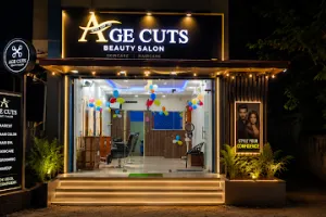Age Cuts, Beauty Salon
