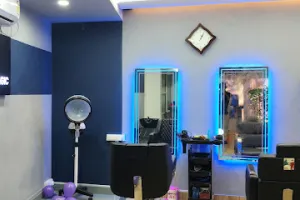 Shalu's Beauty Magic - Beauty Parlour Vyttila, Beauty Salon Vyttila, Bridal Makeup Kochi, Nail Art Kochi, Hair Extensions