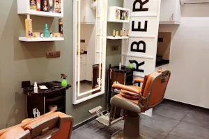 ODDS SALON
