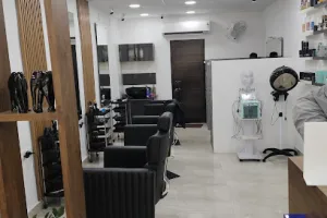 Beyond Look Beauty Salon