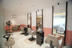 Toni&amp;Guy Hairdressing, Kanhangad