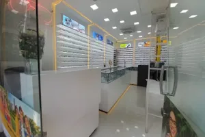 SANER OPTICIAN