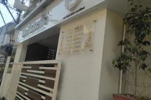 Dr. Pallavi's Advanced Cosmetology and Laser Center