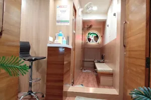 Health Care Clinic
