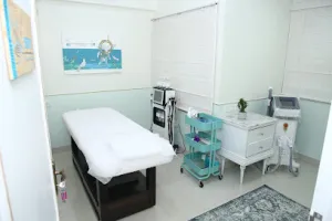 Tender Skin &amp; Hair Clinic (Khar West) - Dermatologist, Trichologist in Mumbai