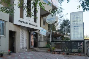 DR Desai Dermacare