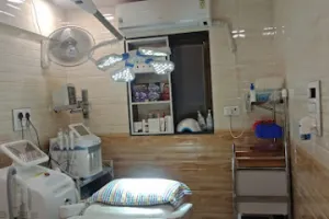Dr. Sharmin Dinga Shah