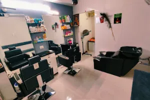 Komal Beauty Salon