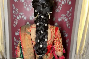 FREGRANCE A BEAUTY SALON