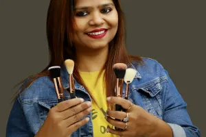 Kaniz Makeovers