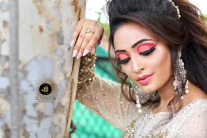 MAKEUP BY SUWARNA