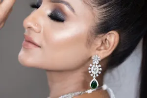 Snehal Karole Bridal Makeup Studio Makeup &amp; Hairstyle Academy (Bridal Makeup Academy)