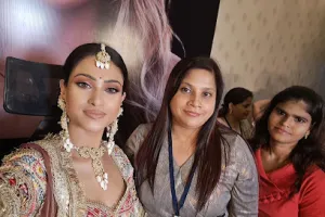 JYOTSANA MAKEUP STUDIO (Makeup Studio)