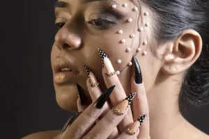 Makeup by Ovii — Makeup Artist Sanyukta, Studio, Academy &amp; Bridal/Beauty/Glamour/Portfolio Makeup artist and hairstylist