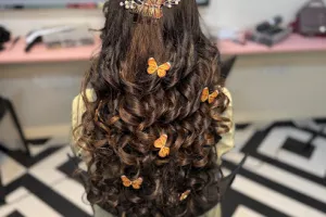 Darmika Salonz &amp; Academy