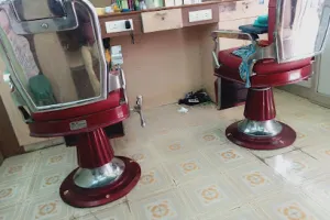 PK SALON