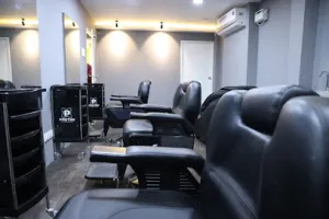 Amizhthinys Family Salon