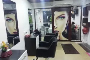 Shine &amp; Sparkle Hair and Beauty salon Bridal Studio