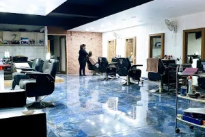 VINITAS Hair and Makeup