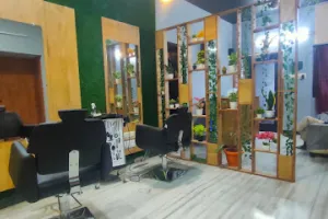 D3 unisex salon