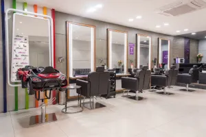 Naturals Salon