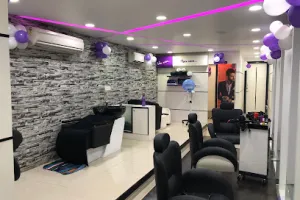 Studieo7 Family Salon,Spa &amp; Bridal Studio