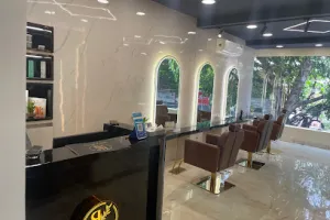 Bliss and Bloom Unisex Salon &amp; Spa
