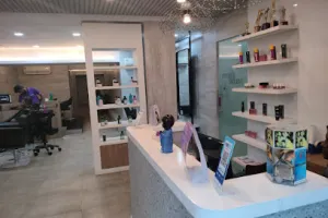 Naturals Signature Salon