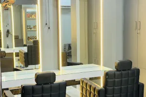 Cheap &amp; Best Mens Salon, Triplicane