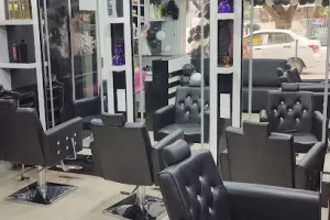 Glamour salon for men