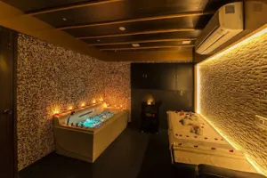 Pretty Queen Unisex Salon