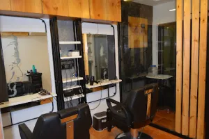 Madhura Beauty Salon