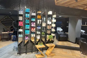 Zazzle Salon - Thillainagar Trichy