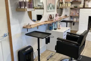 V + C Beauty Bar