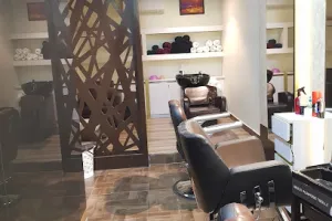Studio 11 Family Salon Ambattur