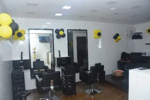 La Beauty Salon &amp; Aesthetics - Unisex Salon in Mogappair West