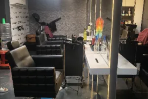 Cheap and Best Men's Salon, Tirunelveli Junction