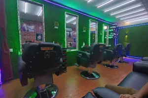 STAR LOOK Family Saloon DhARAPURM