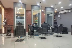 Highlights Mens Salon