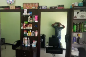 Style Me - Men's Beauty parlour