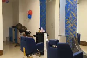 Cutting Edge Unisex Saloon dharapuram