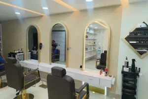 Essensuals by Toni&amp;Guy, Dharapuram Road Tirupur