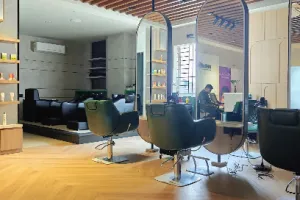 Naturals Salon