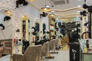 R. AVALON MENS SALON