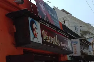 Vennila Beauty salon