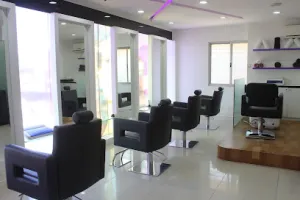 Naturals Salon