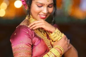 Shaniya women's beauty parlour