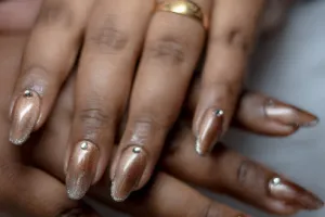 Nail Icon