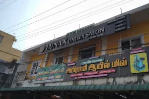 Lunax unisex salon